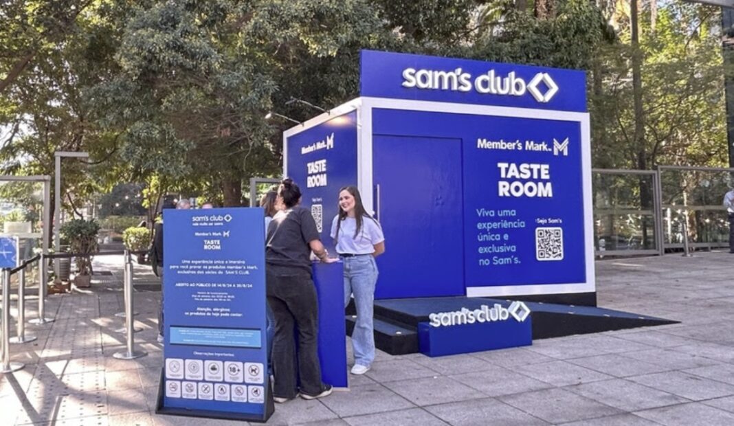 Sam's Club promove campanha de experimentação com distribuição de brindes