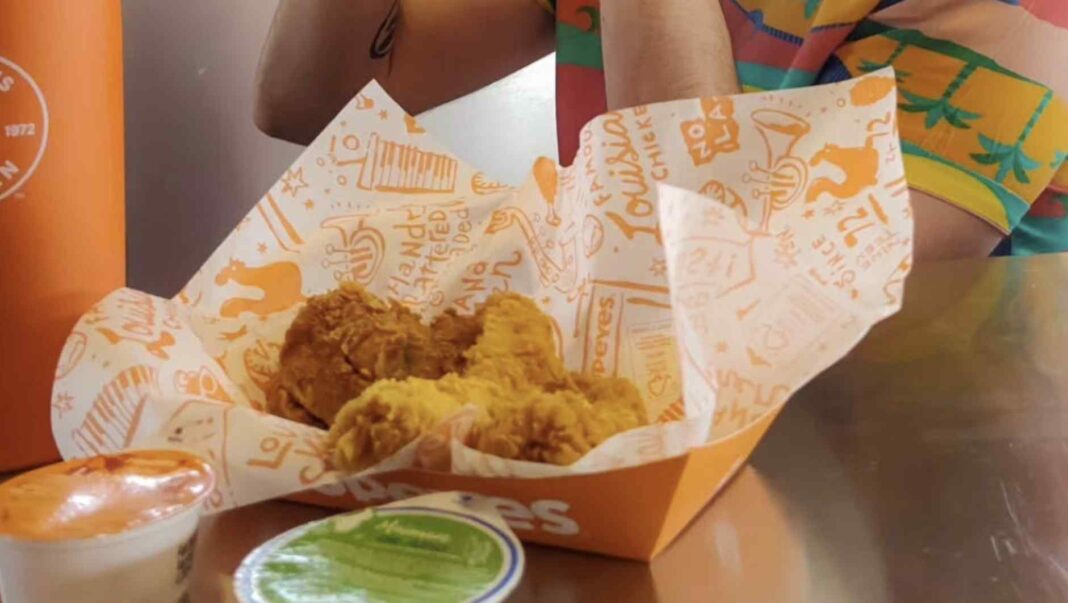 Popeyes Celebra o Aniversário de Recife com Distribuição de 2 Filezinhos Grátis