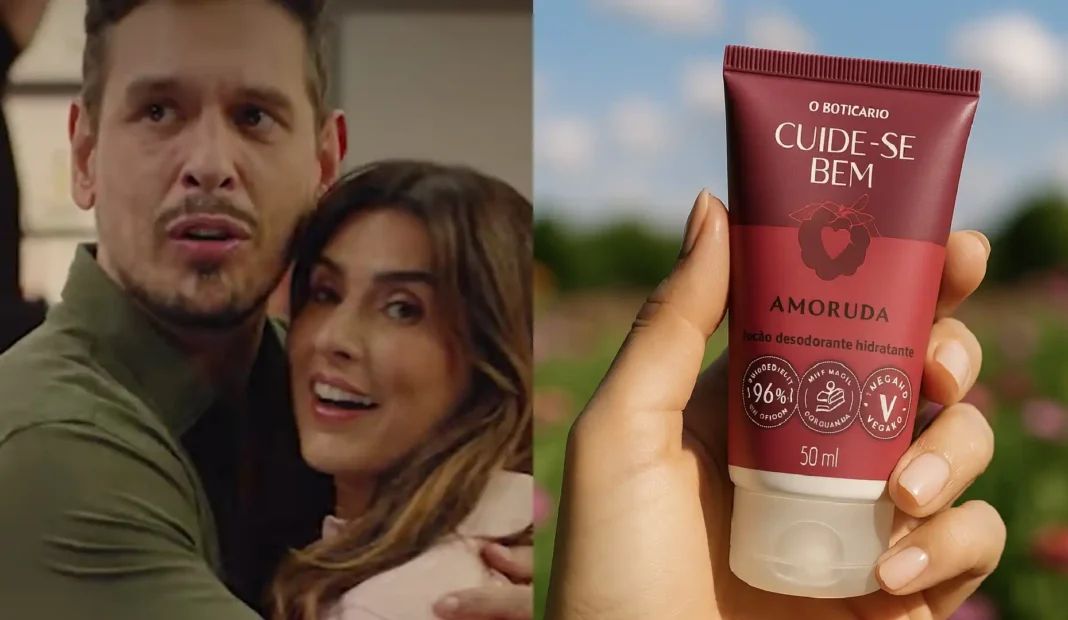 Fernanda Paes Leme e João Vicente sorrindo juntos em cena da campanha do Boticário para o Dia dos Namorados, ao lado da embalagem da Loção Hidratante Cuide-se Bem Amoruda 50ml, o novo brinde da marca
